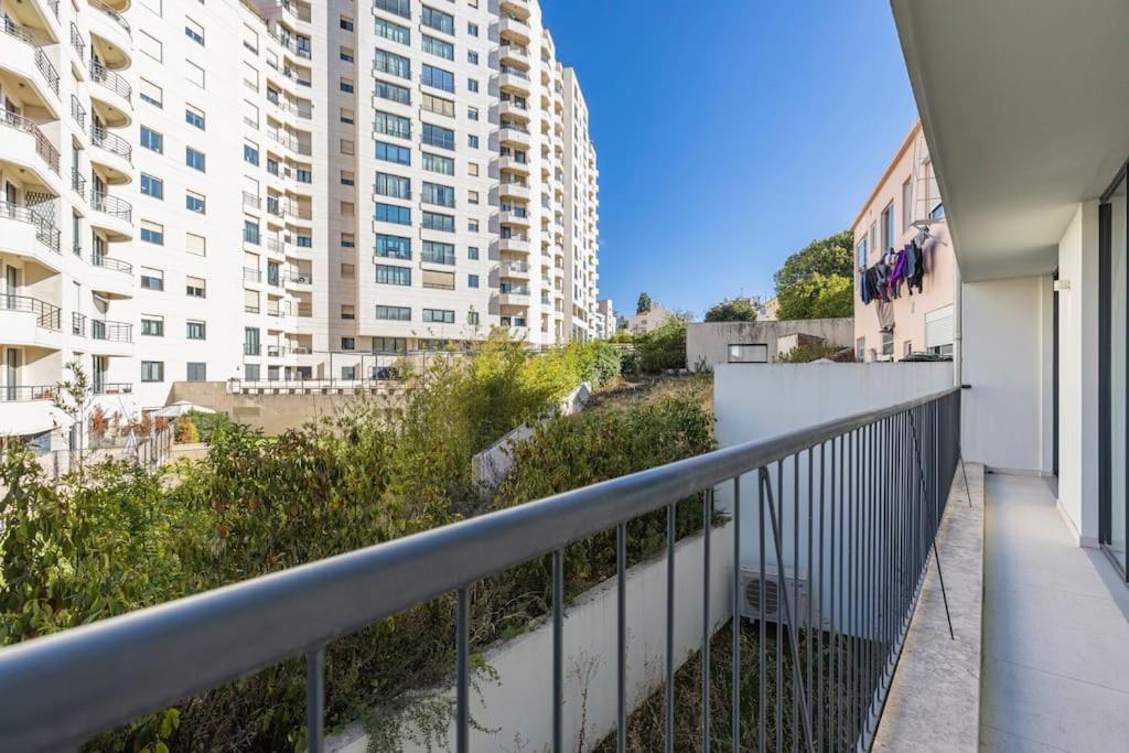 Apartment Campolide Lovely 2 Bedroom By Innkeeper Lisbon